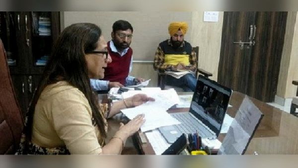 यूक्रेन में कोई फंसा हो तो इस नंबर पर दें सूचना, घबराएं नहीं सरकार आपके साथ है: मालेरकोटला DC