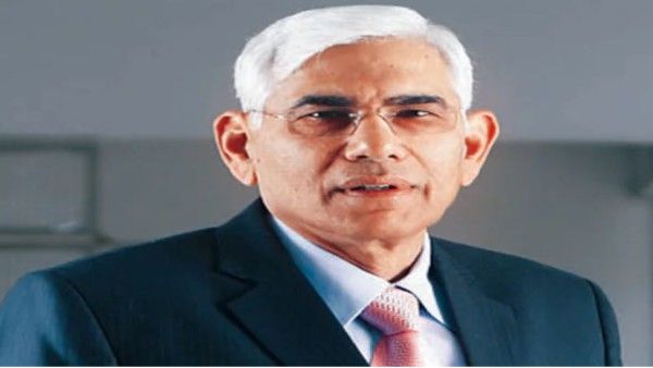 कल्याण ज्वैलर्स ने पूर्व सीएजी विनोद राय को बनाया कंपनी का चेयरमैन