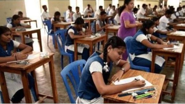 UP Board Exam Date Sheet 2022: 24 मार्च से होंगे 10वीं, 12वीं के एग्जाम, यहां देखें पूरा शेड्यूल