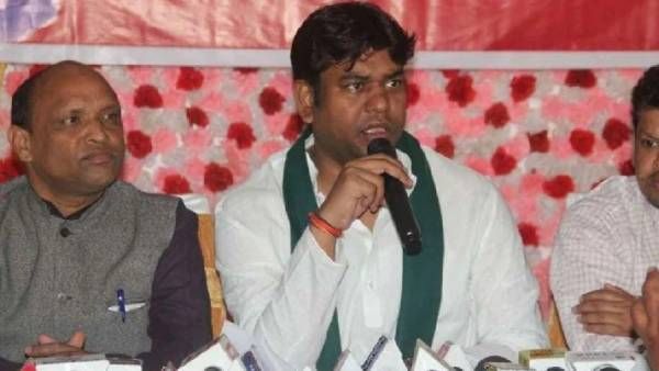 बिहार: सन ऑफ मल्लाह का सियासी भविष्य ख़तरे में, क्या मुकेश सहनी करेंगे सियासत से किनारा ?