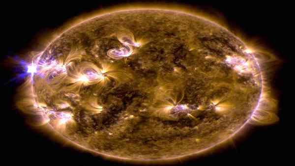 सूर्य पर उठीं रहस्यमयी तरंगें, भौतिक का नियम टूटा, वैज्ञानिकों की सोच से भी तीन गुना तेज