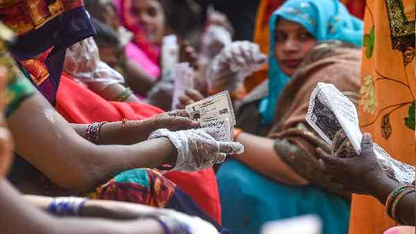 UP चुनाव: सट्टा बाजार में SP को मिल रहा है ज्यादा भाव, BJP जीतेगी इतनी सीटें, बाकी राज्यों की तस्वीर भी जानिए