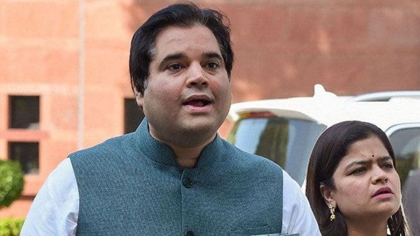 'ये तो शत्रुघ्न सिन्हा पार्ट 2 बन गए...', अग्निपथ स्कीम की वरुण गांधी ने की आलोचना तो फिल्ममेकर ने कही ये बात