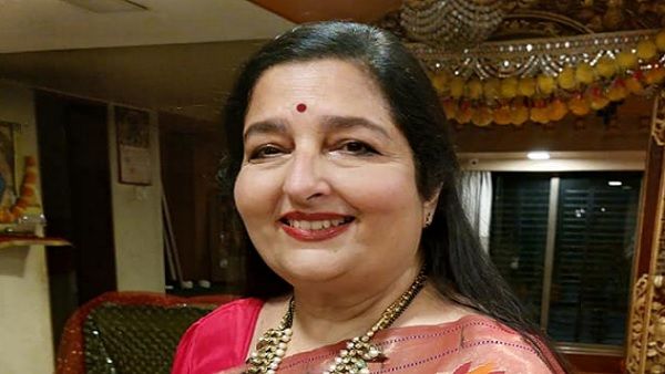 Azaan Row: अब अनुराधा पौडवाल ने किया सवाल-'मुस्लिम देशों में लाउडस्पीकर पर अजान बैन तो यहां क्यों नहीं?'