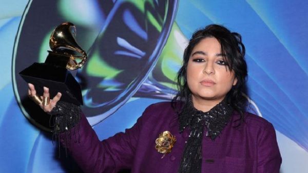 कौन हैं अरोज आफताब, जो ग्रैमी अवार्ड जीतने वाली बनीं पहली पाकिस्तानी महिला