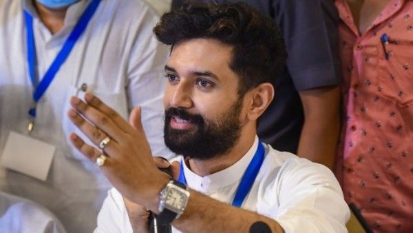 'पद्मभूषण देने के कुछ दिन बाद ऐसे अपमानित करना सही नहीं', बंगला खाली करवाए जाने पर बोले चिराग