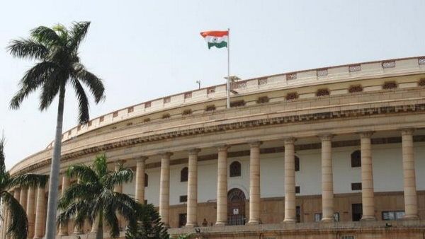 संसदीय समिति ने गूगल अमेजन समेत कई टेक कंपनियों को किया तलब, जानें क्या है मामला