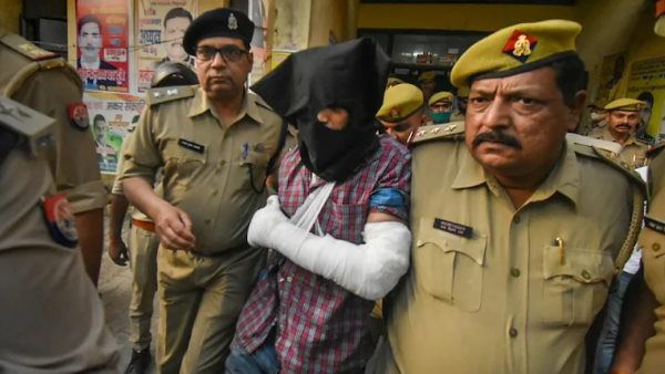 Gorakhnath temple case : मुर्तजा के मददगारों की तलाश में ATS, देवबंद से हिरासत में लिए गए 2 लोग