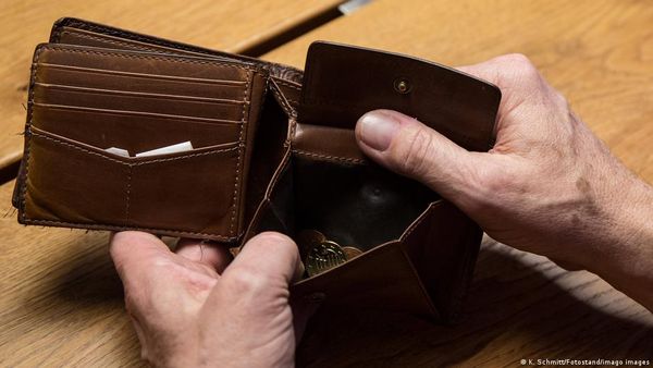 कोरोना की मार: 2021 में 7.7 करोड़ लोग अत्यधिक गरीबी में गए