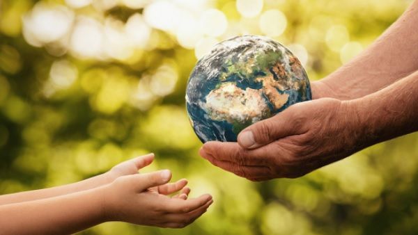 Earth Day 2022: जानिए क्यों पड़ी पृथ्वी दिवस मनाने की जरूरत, क्या है इतिहास