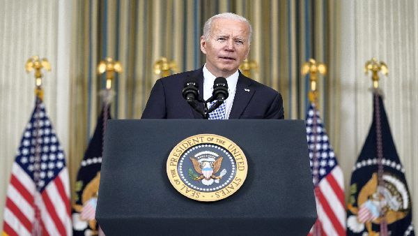 Russia- Ukraine Conflict: यूक्रेन में रासायनिक हमले से पहले अमेरिका भेज रहा सुरक्षा उपकरण