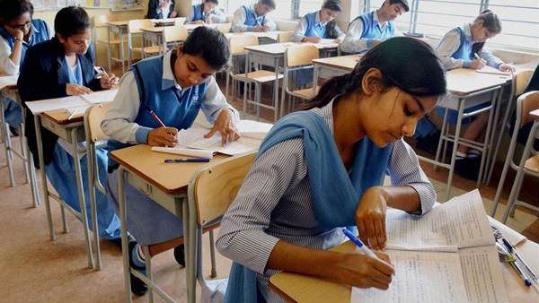 उत्तराखंड: शिक्षा महकमे का एक और कारनामा, इंग्लिश टीचर के ज्ञान पर उठे सवाल, वायरल पेपर में गलतियों की भरमार