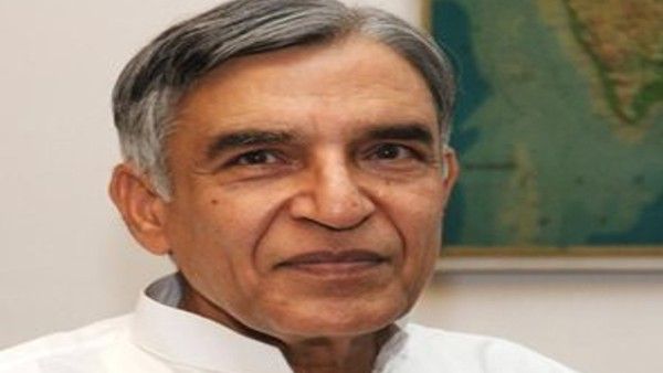 National Herald Case: केंद्रीय जांच एजेंसी के समन पर ED के दफ्तर में पेश हुए कांग्रेस नेता पवन बंसल