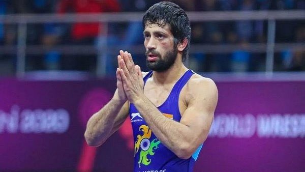 एशियाई कुश्ती चैंपियनशिप में रेसलर रवि दहिया ने जीता गोल्ड, बजरंग पूनिया को सिल्वर