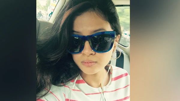 क्रिकेटर एमएस धोनी की पत्‍नी साक्षी ने उठाया सवाल- 