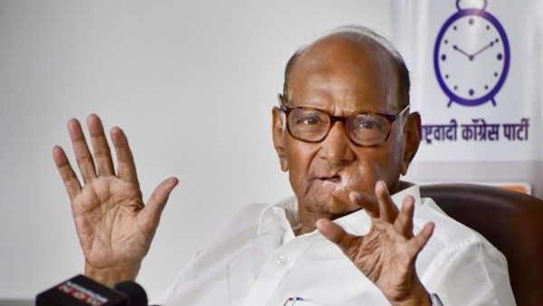 MNS के दो नेताओं का दावा, राज ठाकरे के खिलाफ शरद पवार और BJP सांसद में हुआ गठबंधन, शेयर की फोटो