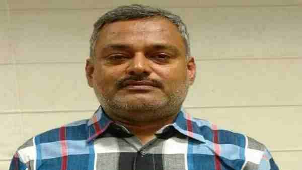 विकास दुबे के मददगार थे कई सरकारी अफसर, अब 26 के खिलाफ जारी हुआ कारण बताओं नोटिस