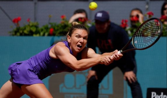 French Open: पूर्व चैम्पियन हालेप 19 साल की खिलाड़ी से हारीं, बोलीं- मैच के दौरान पैनिक अटैक आया था