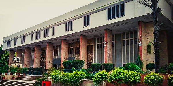 दिल्ली हाईकोर्ट के 9 जजों ने ली शपथ, इस एक अदालत में अब 44 हो गए कुल जज, 12 महिलाएं