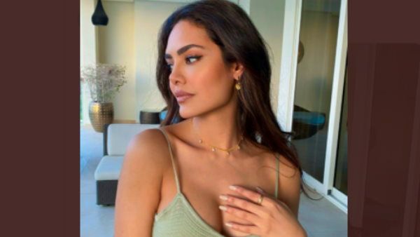 ईशा गुप्ता ने डीपनेक बॉडीकोन ड्रेस में दिए गजब के पोज, हॉट अंदाज वायरल