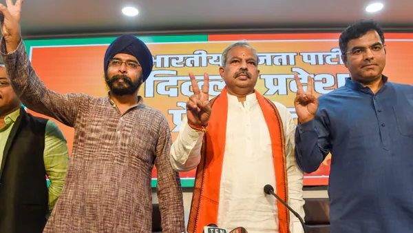 बग्गा ने केजरीवाल पर बोला हमला, कहा-मेरे उपर 1000 केस कर दो फिर भी सवाल पूछता रहूंगा