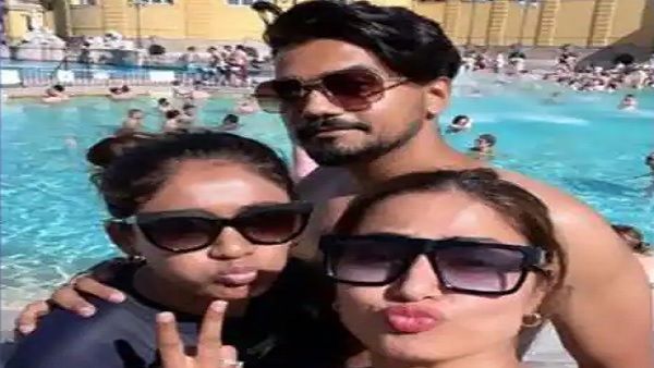 हिना खान अपने बॉयफ्रेंड रॉकी के साथ पहुंची इस नए देश, जमकर कर रही हैं पूल पार्टी