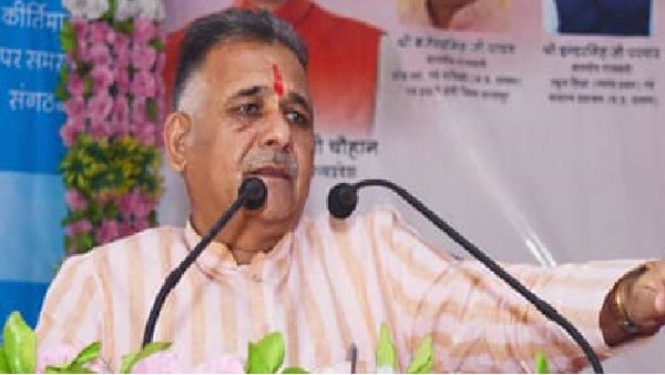 मध्य प्रदेश सरकार में मंत्री इंदर सिंह परमार की बहू का शव घर में लटकता मिला, मचा हड़कंप
