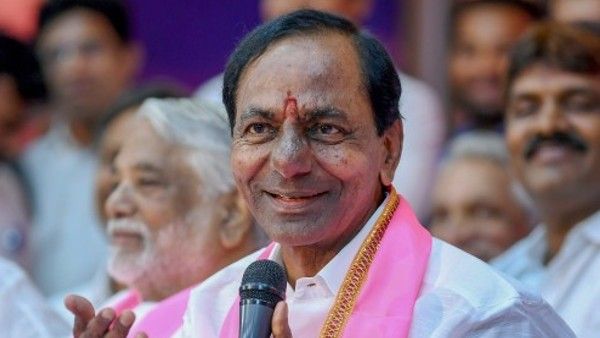 'देश को KCR के नेतृत्व की जरूरत', तेलंगाना सीएम से मिले गुजरात के पूर्व सीएम वाघेला