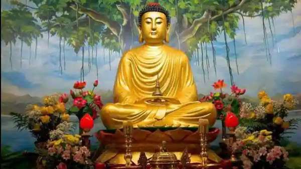 Happy Buddha Purnima 2022: पावन पर्व पर भगवान बुद्ध की करें पूजा, प्यारा मैसेज देकर अपनों को ऐसे करे विश