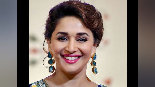 माधुरी दीक्षित ने इंस्टा पर मां और बड़ी बहनों के साथ शेयर की अनदेखी फोटो, फैंस बोले- इन्‍हें पहले नहीं देखा