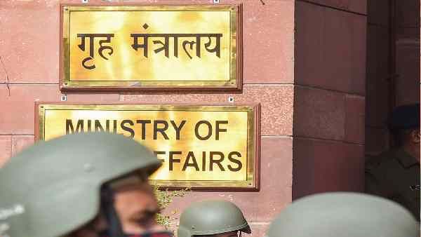 वीरता के लिए 347 पुलिसकर्मी पदक से सम्मानित, जम्मू-कश्मीर पुलिस 108 मेडल के साथ नंबर-1