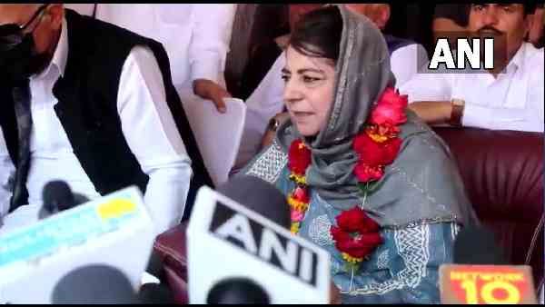 महबूबा मुफ्ती ने अब न्यायपालिका पर उठाए गंभीर सवाल, पाकिस्तानी जुडिशरी की जमकर तारीफ