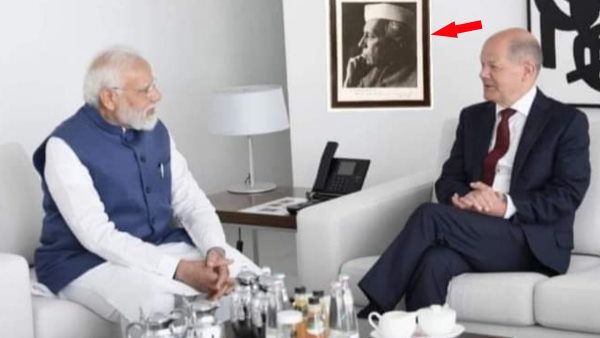 fact check: जर्मनी के चांसलर ने अपने ऑफिस में लगा रखी है पंडित नेहरू की तस्वीर? जानें सच