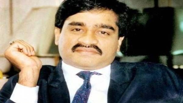 जावेद चिकना, सलीम कुत्ता, जावेद फावड़ा, ये भी नाम हैं भला !