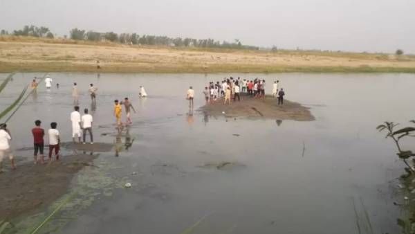 'रामपुर: बादल को तो बचा लिया पर सुमित को बचाते डूब गया फुरक़ान'