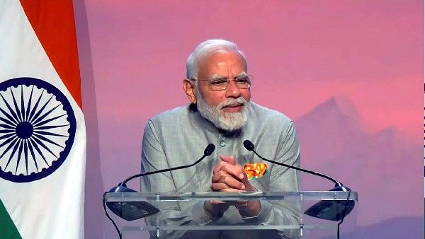 'भाषा कोई भी हो, हमारी संस्कृति भारतीय है', डेनमार्क में PM मोदी
