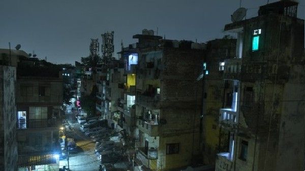 मुंबई: बांद्रा के कई हिस्सों में बिजली गुल, परेशानी में लोग