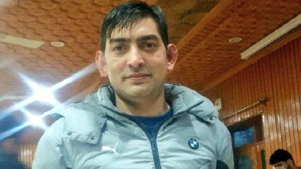 J&K: राहुल भट्ट की पत्नी को दी गई सरकारी नौकरी और 5 लाख की आर्थिक मदद, आतंकी हमले में गई थी जान