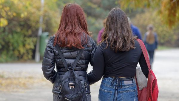 TPIVF: दो महिला और एक पुरुष मिलकर दे सकेंगे बच्चे को जन्म, तीन मां-बाप के गुण वाला होगा नवजात