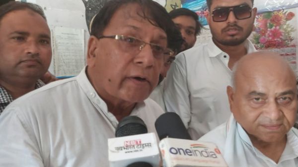 भोपाल में आंगनवाड़ी केंद्रों का जायजा लेने पहुंचे नेता प्रतिपक्ष, नहीं मिली पानी और बिजली की व्यवस्था