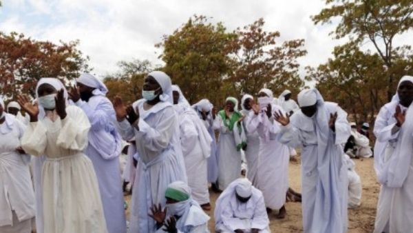 कोरोना के कारण स्कूल हुए बंद तो बच्चियां होने लगीं प्रेग्नेंट, परेशान सरकार ने किया बड़ा फैसला