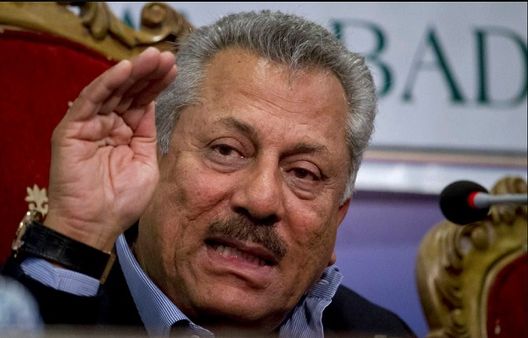 पाकिस्तान के पूर्व कप्तान जहीर अब्बास लंदन में ICU में भर्ती, कोरोना टेस्ट आया था पॉजिटिव