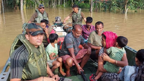 Assam floods: असम में बाढ़ से अब तक सौ से ज्यादा लोगों की मौत, ब्रह्मपुत्र-बराक अभी भी उफान पर