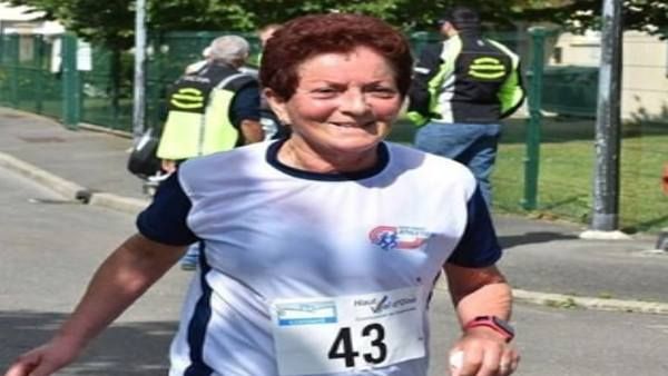 82 साल की उम्र में 24 घंटे के भीतर 125 किलोमीटर दौड़ गई महिला, बना डाला वर्ल्ड रिकॉर्ड