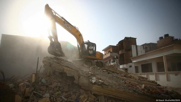 यह भारत की अदालतों के लिए अग्नि परीक्षा का समय है