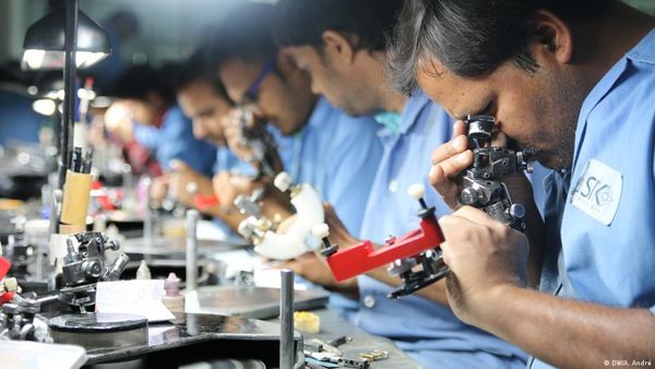 यूक्रेन युद्ध के कारण सूरत के हीरा कारोबार पर कितना असर