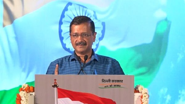 15 अगस्त तक दिल्ली में 500 और तिरंगे लगवाएगी केजरीवाल सरकार, देखभाल के लिए वॉलिंटियर्स होंगे तैनात