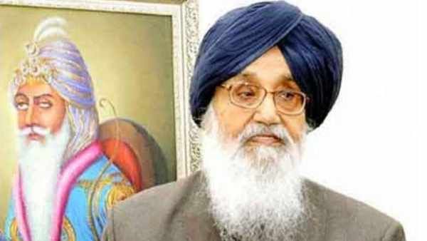 तबीयत बिगड़ने पर अस्पताल में फिर भर्ती हुए पूर्व सीएम प्रकाश सिंह बादल, स्थिर बताई गई हालत