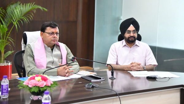आपदा से निपटने को धामी सरकार तैयार, 3 माह अधिकारियों को ​विशेष परिस्थिति में छुट्टी, सीएम के ये अहम निर्देश