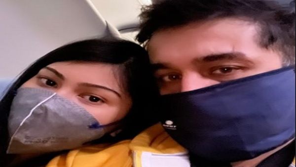 ड्रग्स केस में जमानत मिलने के बाद एक लड़की के साथ फ्लाइट में नजर आए सिद्धांत कपूर, फोटो हुई वायरल